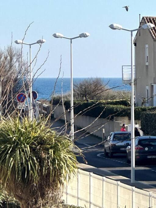 Mon A La Plage, Piscine, Wifi, Tv Apartment Frontignan
